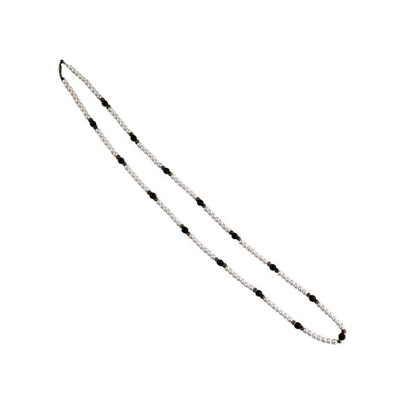 Vintage Glass Pearls and Onyx Strand Necklace - Picture 2 of 6